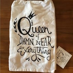 NWT Primitives By Kathy Funny Dish Towel “Queen of Damn Near Everything"